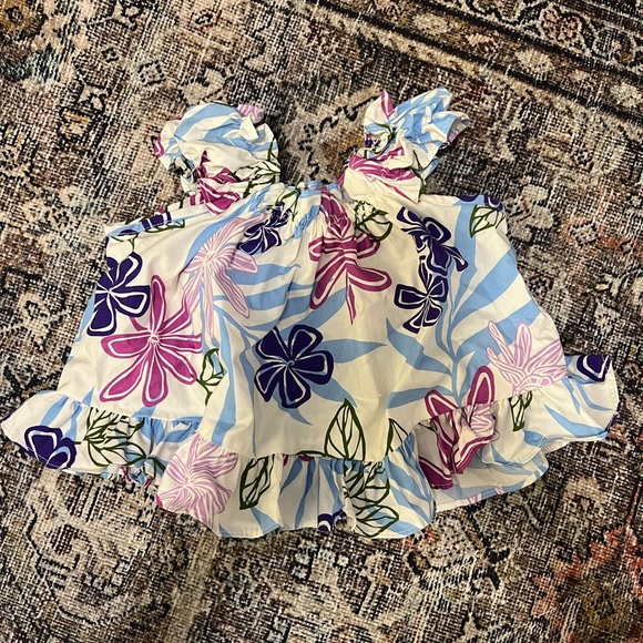 NWOT Hawaiian Print 2pc Set - Picture 2 of 4